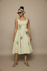 The tropical mint palm